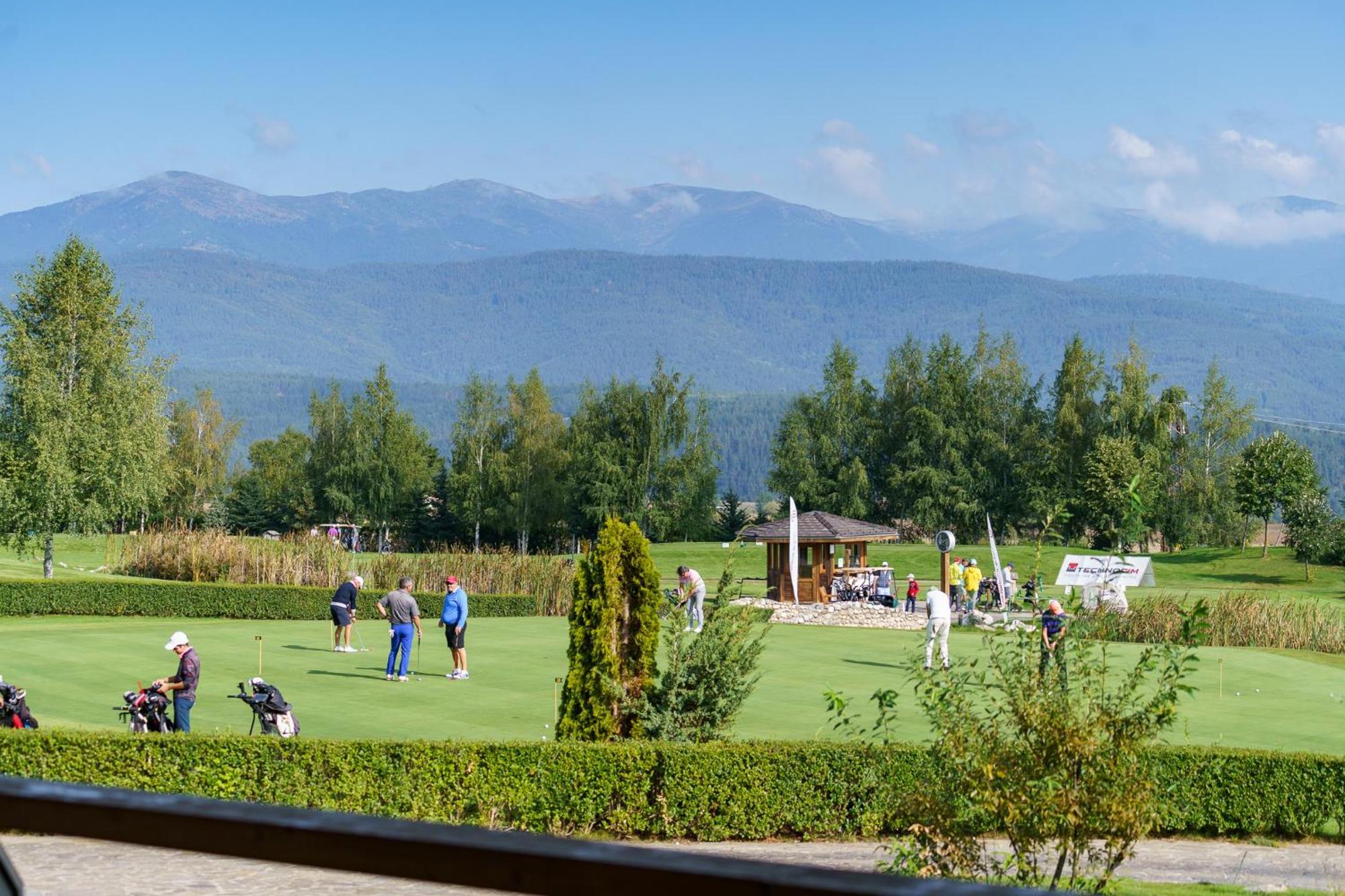 라즐로그 Pirin Golf Mountain View Retreat 아파트 외부 사진